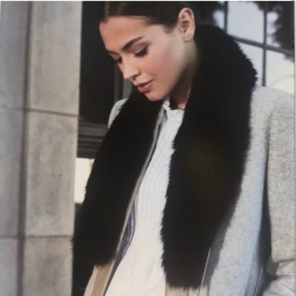 Unreal Fur Faux Stole - Picture 5 of 16